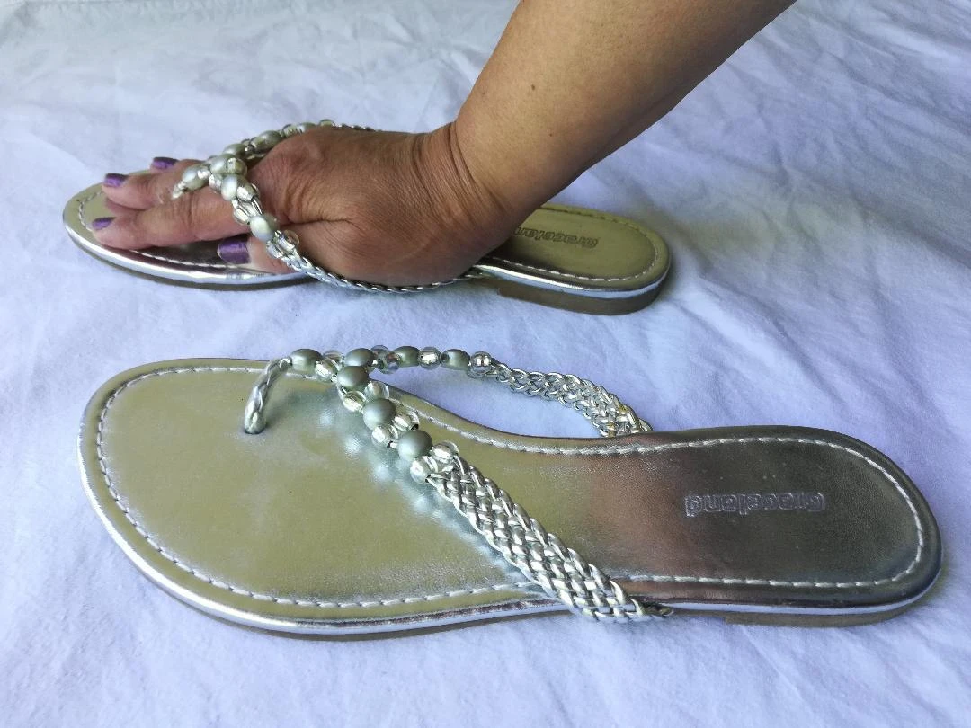 Sandalias entre dedos/Tongas plateadas con cuentas talla 38 - nuevas – photo 14